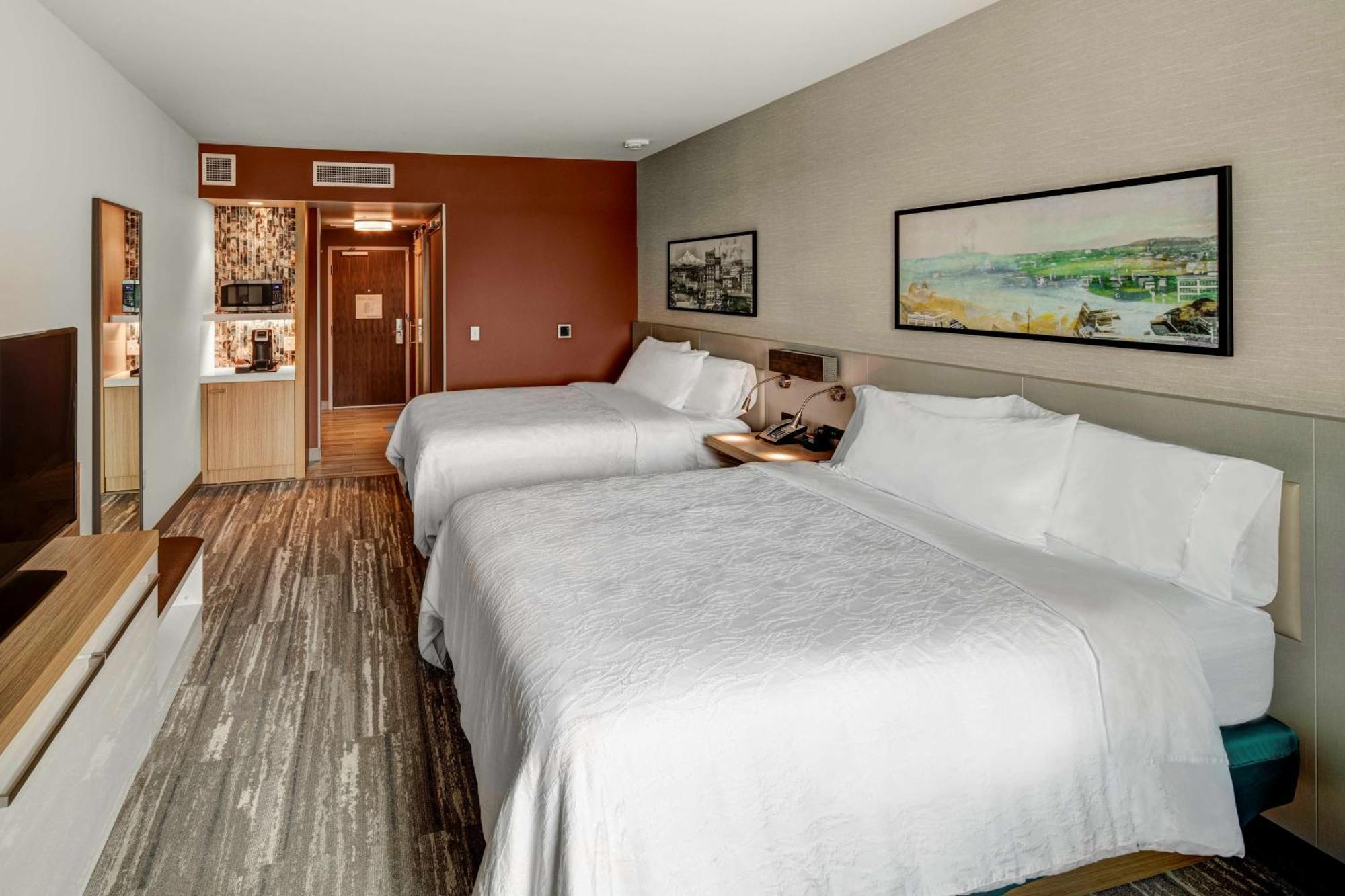 Hilton Garden Inn Wilsonville Portland Exterior photo