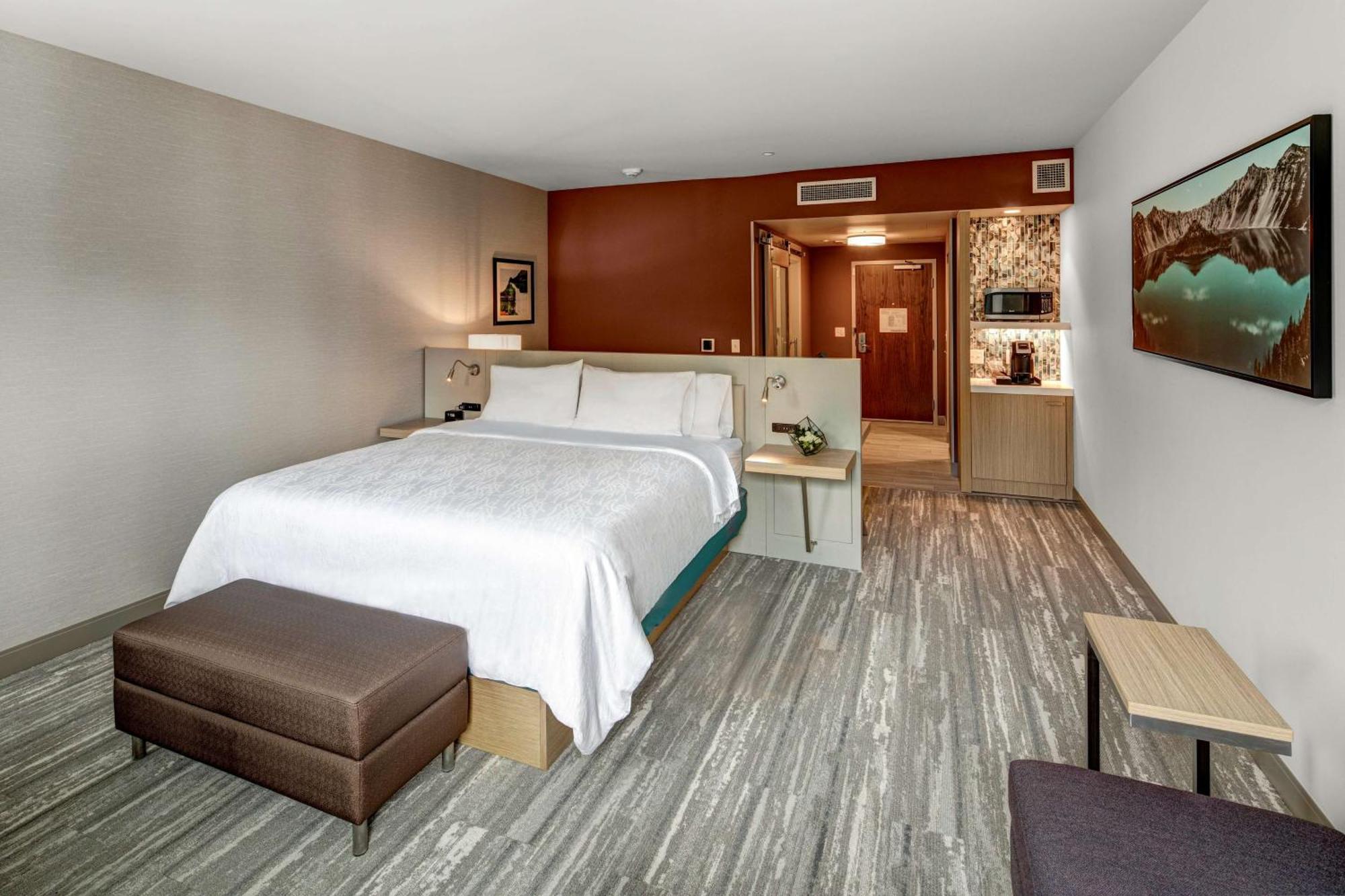 Hilton Garden Inn Wilsonville Portland Exterior photo